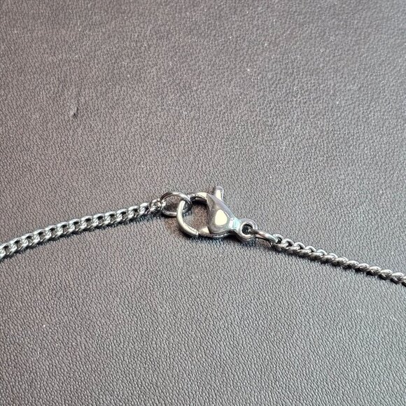 Memorial Necklace For Ashes With "Forever In My Heart" Engraving (NWOT) - Picture 6 of 7